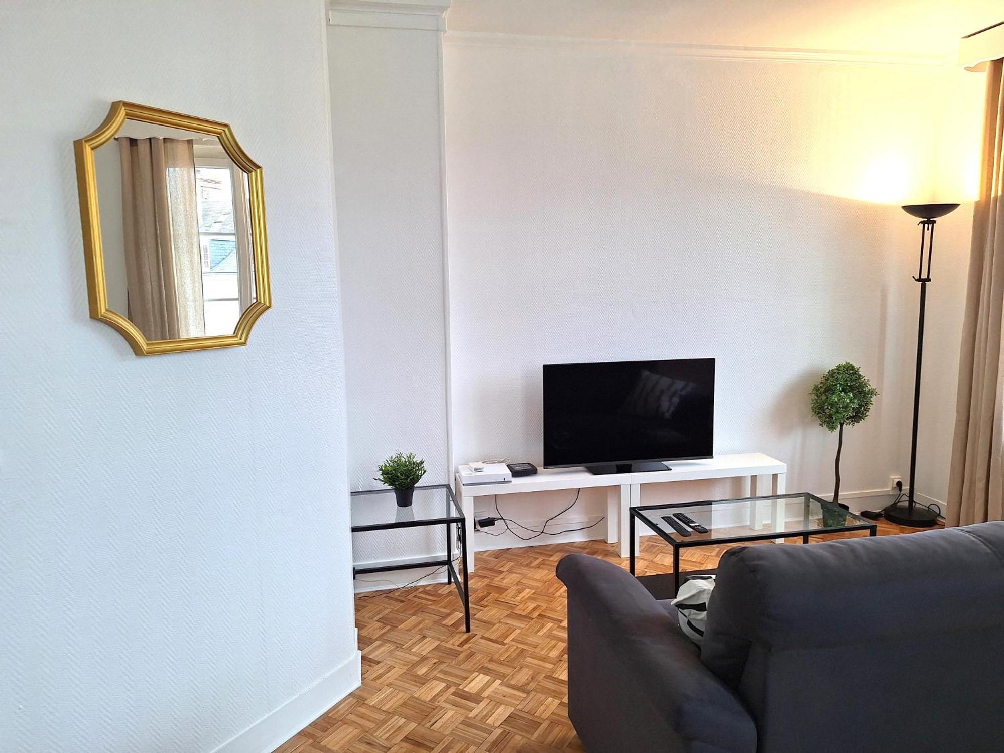 2 Appartements 6 Personnes Orleans Centre - Proche Gare Sncf Exterior foto